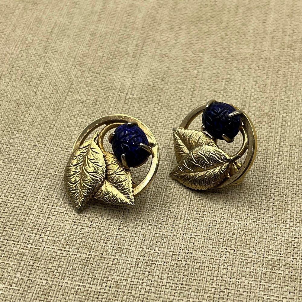 Vintage goldtone leaf scarab lapis lazuli clip on Earrings